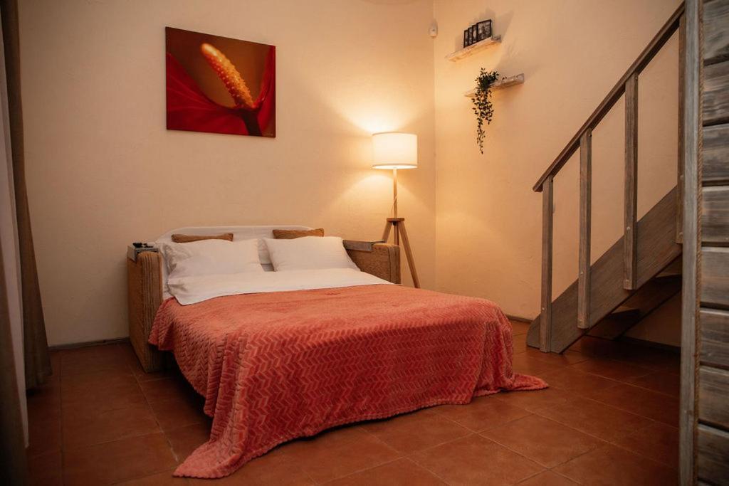 Veselyj Zajets Hotel Pirnove Bagian luar foto