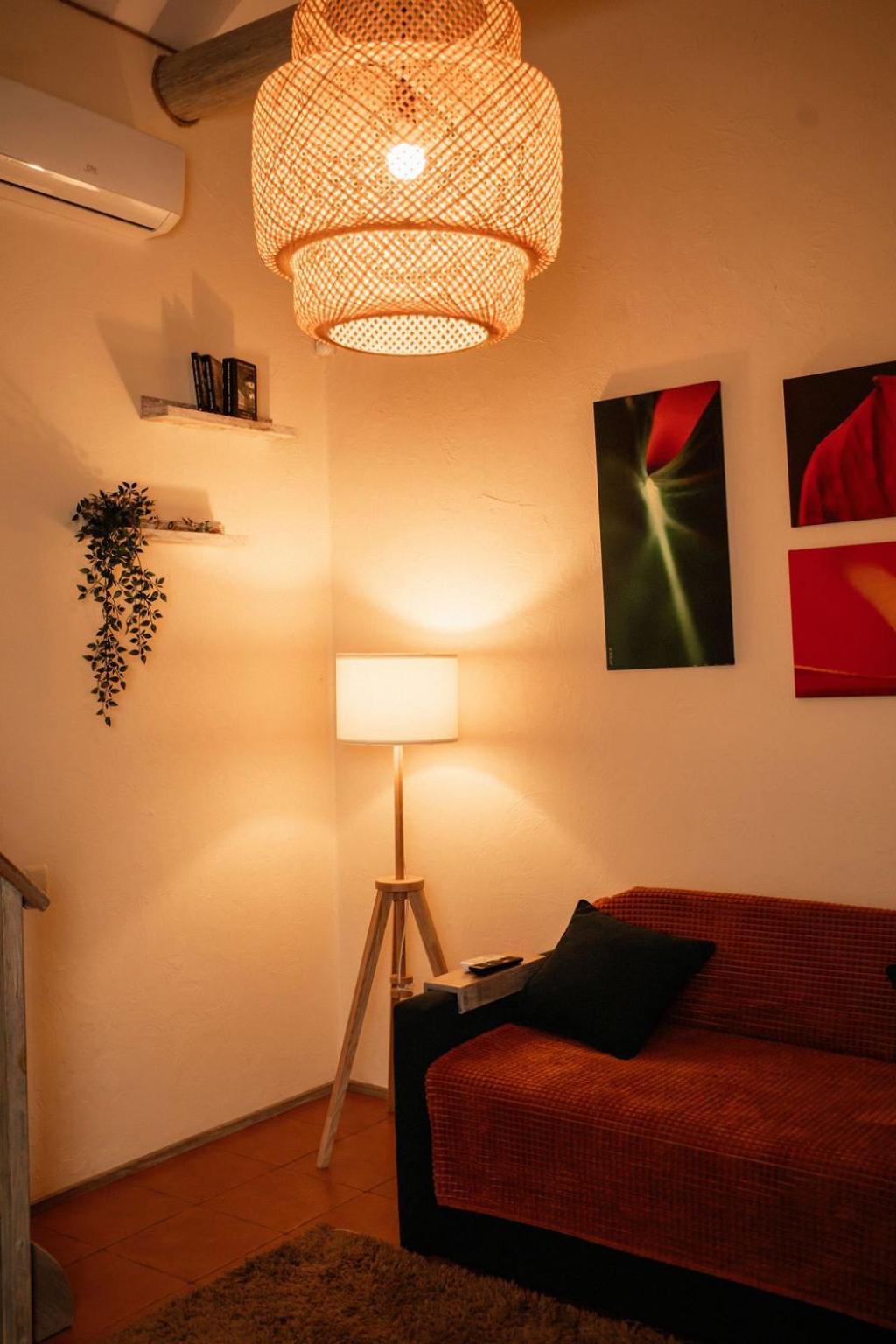 Veselyj Zajets Hotel Pirnove Bagian luar foto