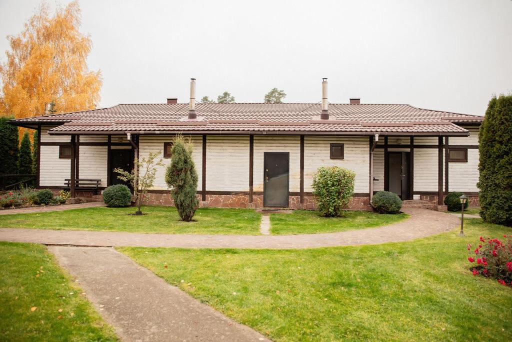Veselyj Zajets Hotel Pirnove Bagian luar foto